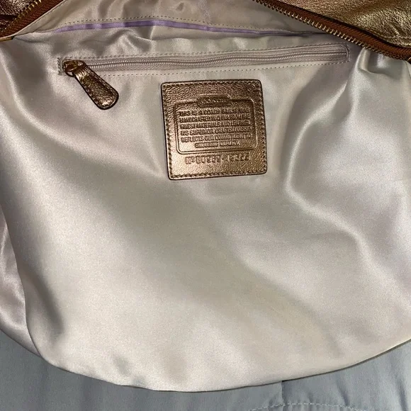 Authentic Coach Ali Hobo - Picture 12 of 16